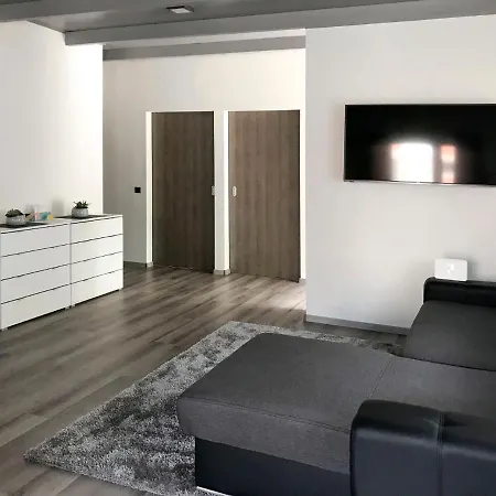 Holiday Lavendel Ferienhaus Balatonszabadi Fürdőtelep